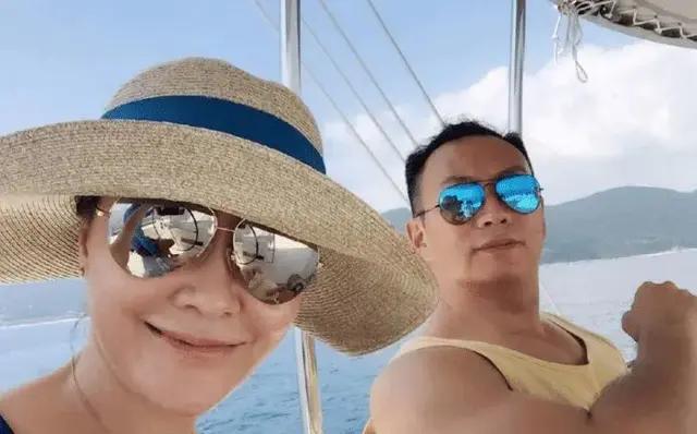 做了10年的丁克，却不想妻子意外怀孕，如今变成