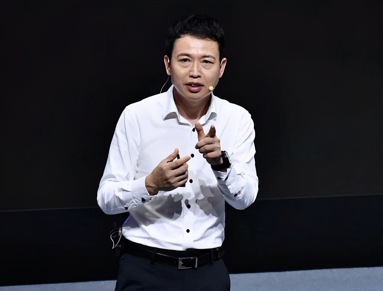 刘强东隐退后再出手，中国最大医药零售商将上市，可否再造京东？