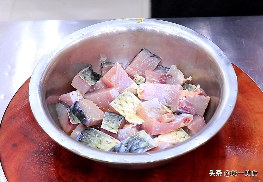 图片[3]-这才是干锅鱼的正确做法 厨师长分享做法 咸香入味 越吃越上瘾-起舞食谱网
