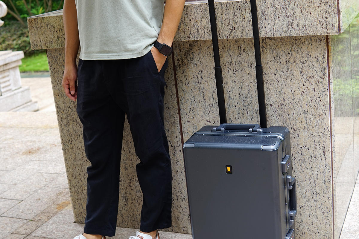 地平线8号POWER行李箱，恰到好处的高级感