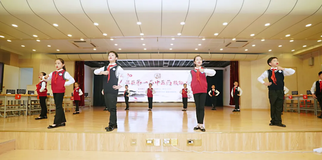 打擂台，一批秦淮中医药技能高手脱颖而出