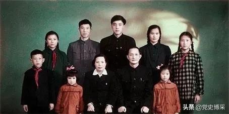 福将洪学智：两度被授予上将军衔，为张国焘彭