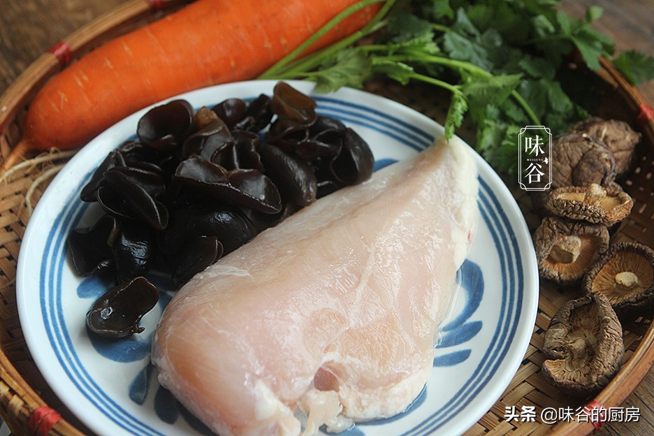 秋季就馋此美味，低脂低卡高蛋白，蒸着吃超美味，胖纸们的最爱