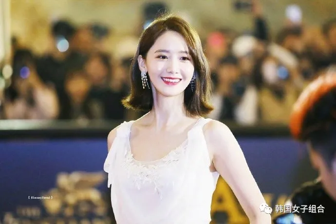 不仅脸蛋漂亮,身材也好的这位女团爱豆