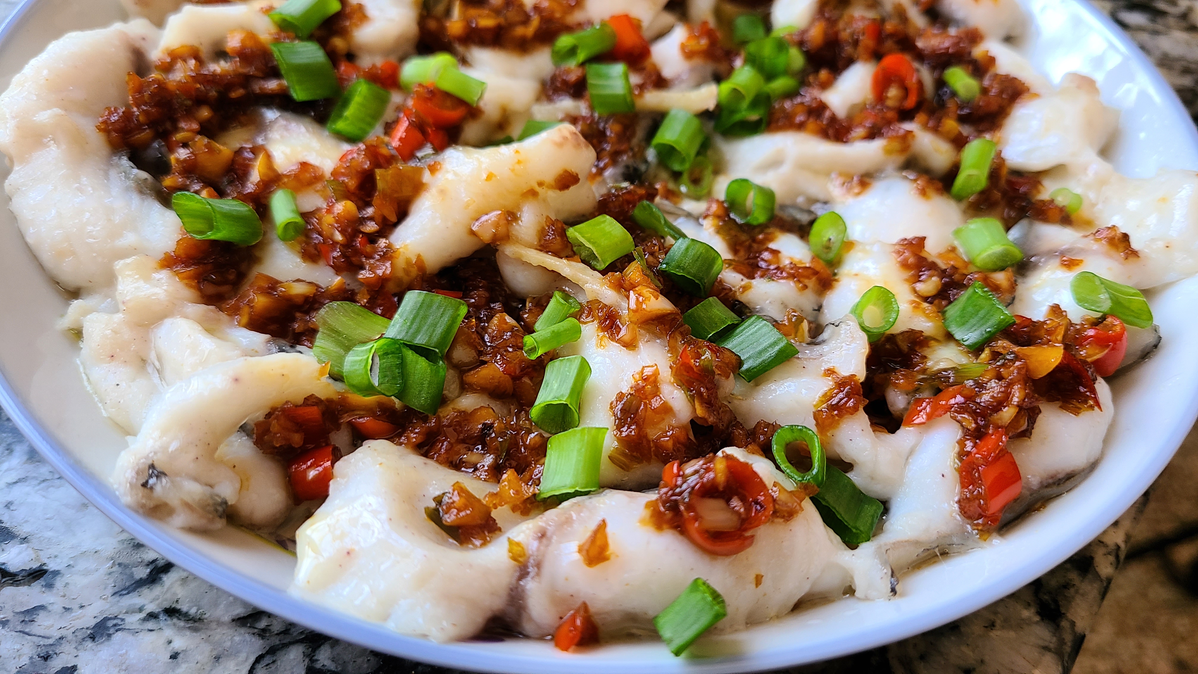 蒜香魚片，又香又好吃的一道家常菜，味道鮮美，值得一吃