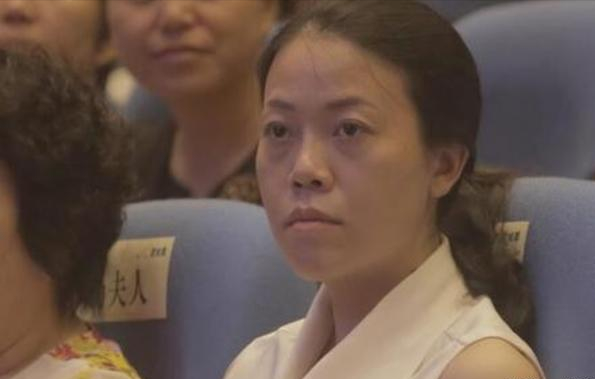 国内女首富：坐拥2150亿，身价相当于2个王健林，累计捐款60亿