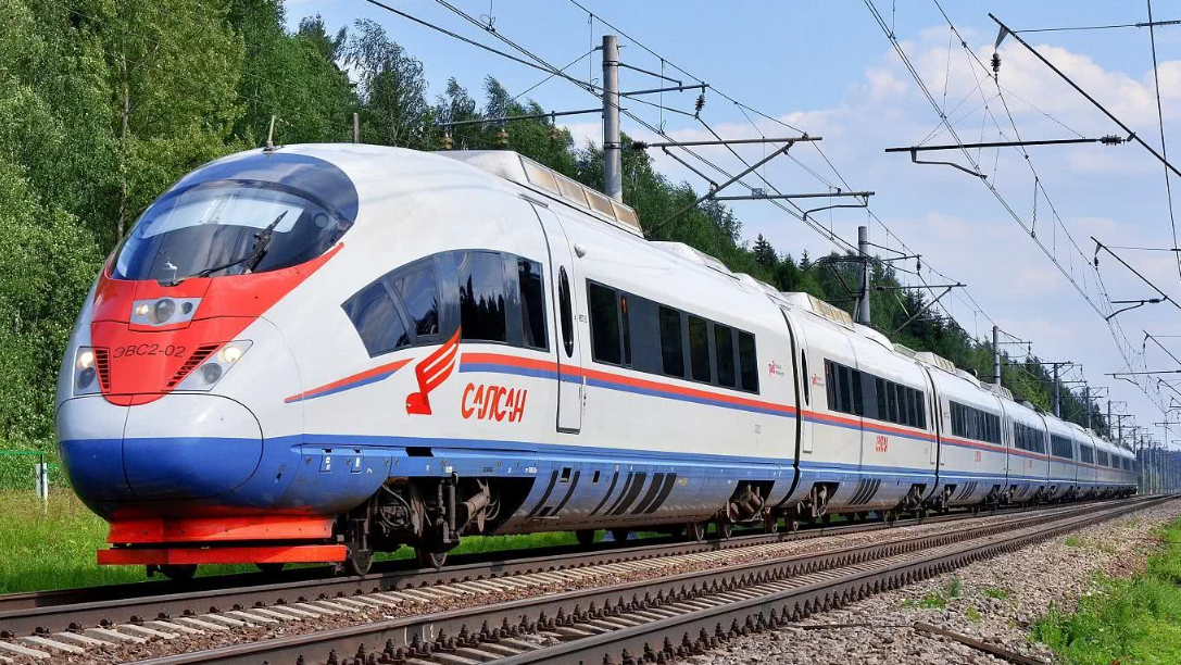 14亿人“养不起”高铁？半年亏955亿，营收4000多