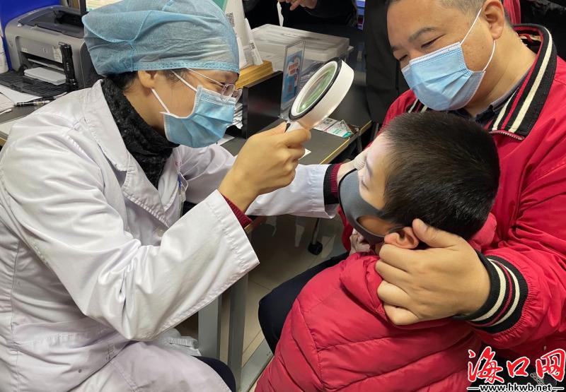 如何避免“大头娃娃”出现？海口医生：勿盲目用药