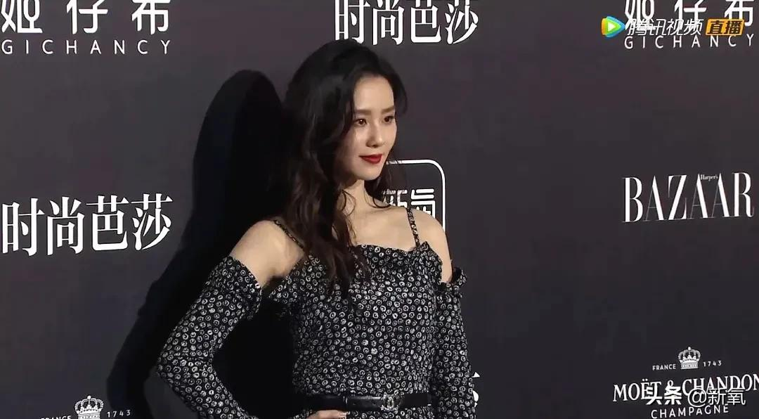 倪妮时尚力下降?礼服造型被其他女明星无情超越?