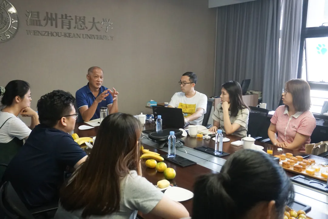我与校长有个约会!王立校长座谈硕博研究生、本科生代表