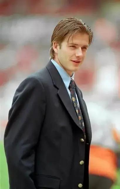 陌上人如玉，公子世無雙。 足壇十大帥哥，有你鍾愛的那一款嗎？