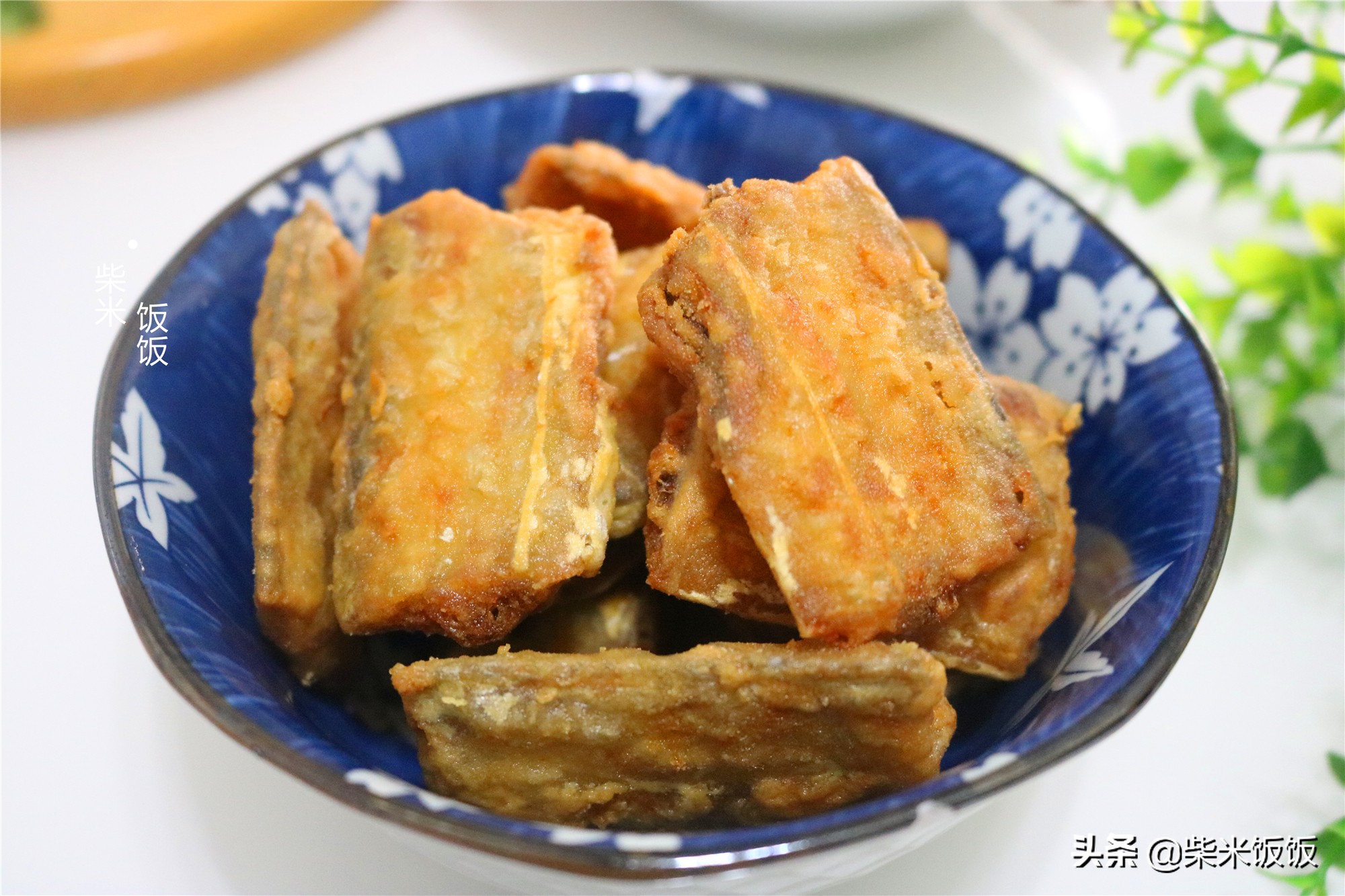 乾炸帶魚家常做法，只需簡單調味料，香酥鮮嫩，好吃無腥味