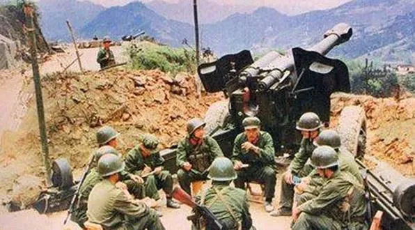 对越战争爆发的第一天，越南老百姓在干什么？为何报纸上一片欢乐