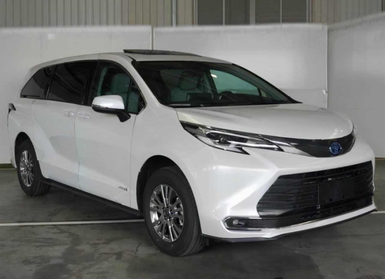 四大MPV齐聚成都车展：韩版GL8将预售，比亚迪“夏”或亮相？