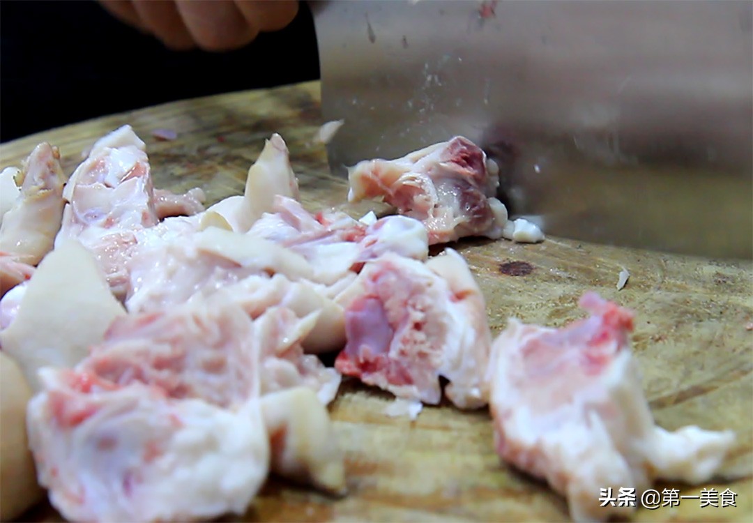 图片[2]-厨师长秘制解馋猪蹄 做法简单又实用 软糯Q弹 香辣入味又不腻-起舞食谱网