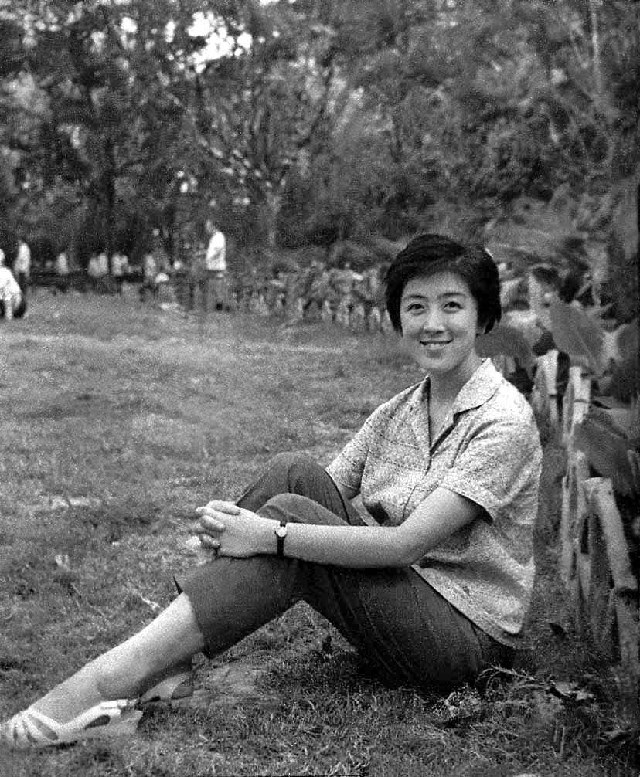 姚姚：母亲多次婚变，男友自尽，儿子被迫送人，31岁带着遗憾离世