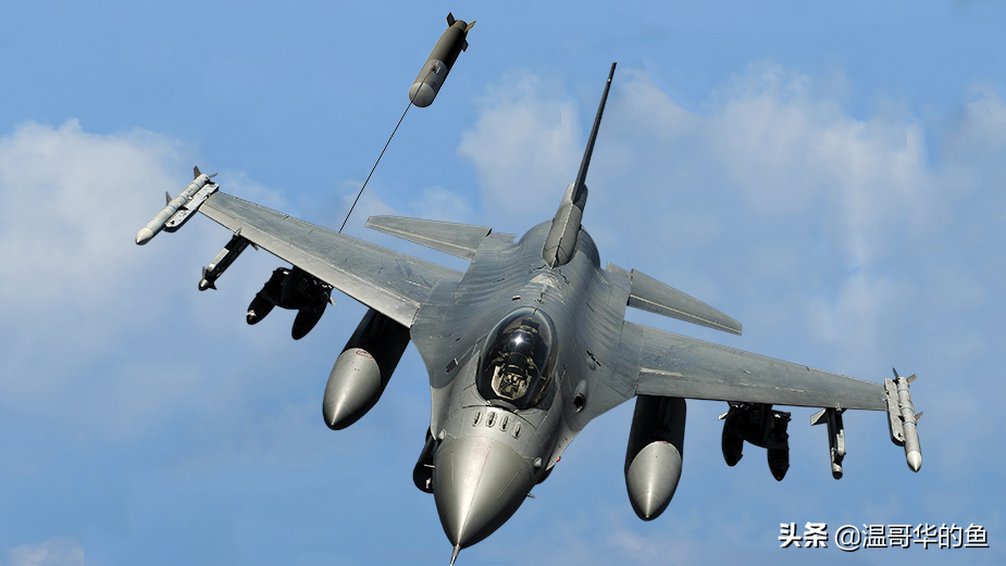 ����̨����66��F-16Vս�����-10C��ȣ�������ģ�