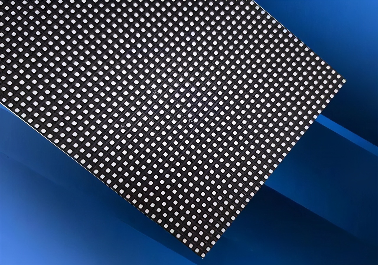 智慧城市蓬勃发展 LED智慧灯杆屏应用势不可挡