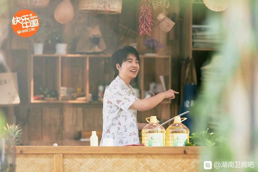 年仅24岁的郭麒麟，今年第一综艺咖，连上9档综