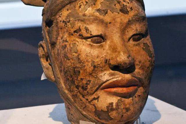 上世纪最大文物案：退伍军人偷走一颗泥人头，