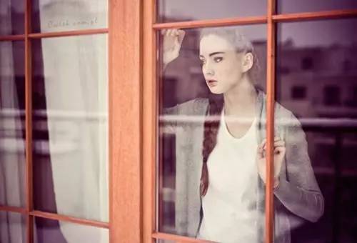 The journey illuminates such patting, true meeting is very good-looking