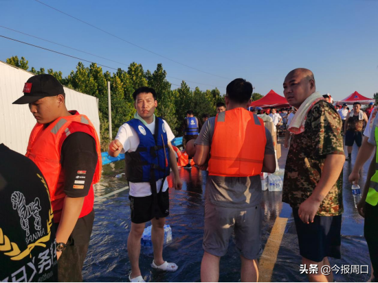 王文涛：出力捐物 只为救灾