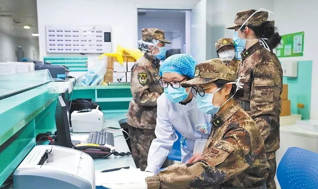 八一建军节，向可敬可爱的中国军人致敬