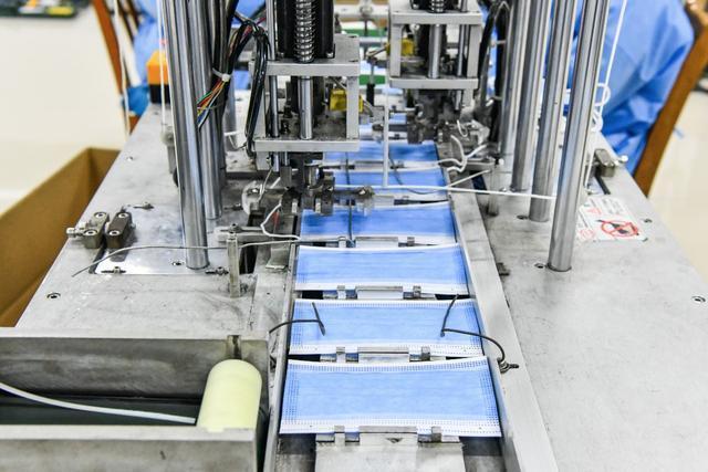 中国出口德国的1.6亿只口罩，有五分之一不能用