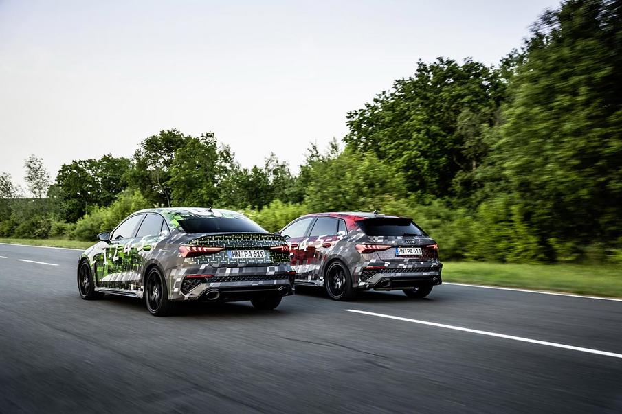 全新奥迪RS3曝光，极速290km/h！加速比奔驰AMG A45 S还快