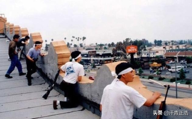 以暴制暴的眼镜亚洲男，1992洛杉矶暴动之后，美