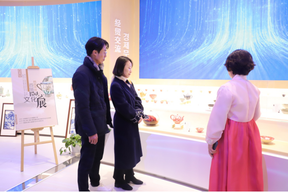 山东省城阳区：首届韩国传统陶艺文化展正式开幕