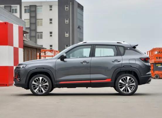 新款长安CS35 PLUS面世 吉利缤越倍感压力