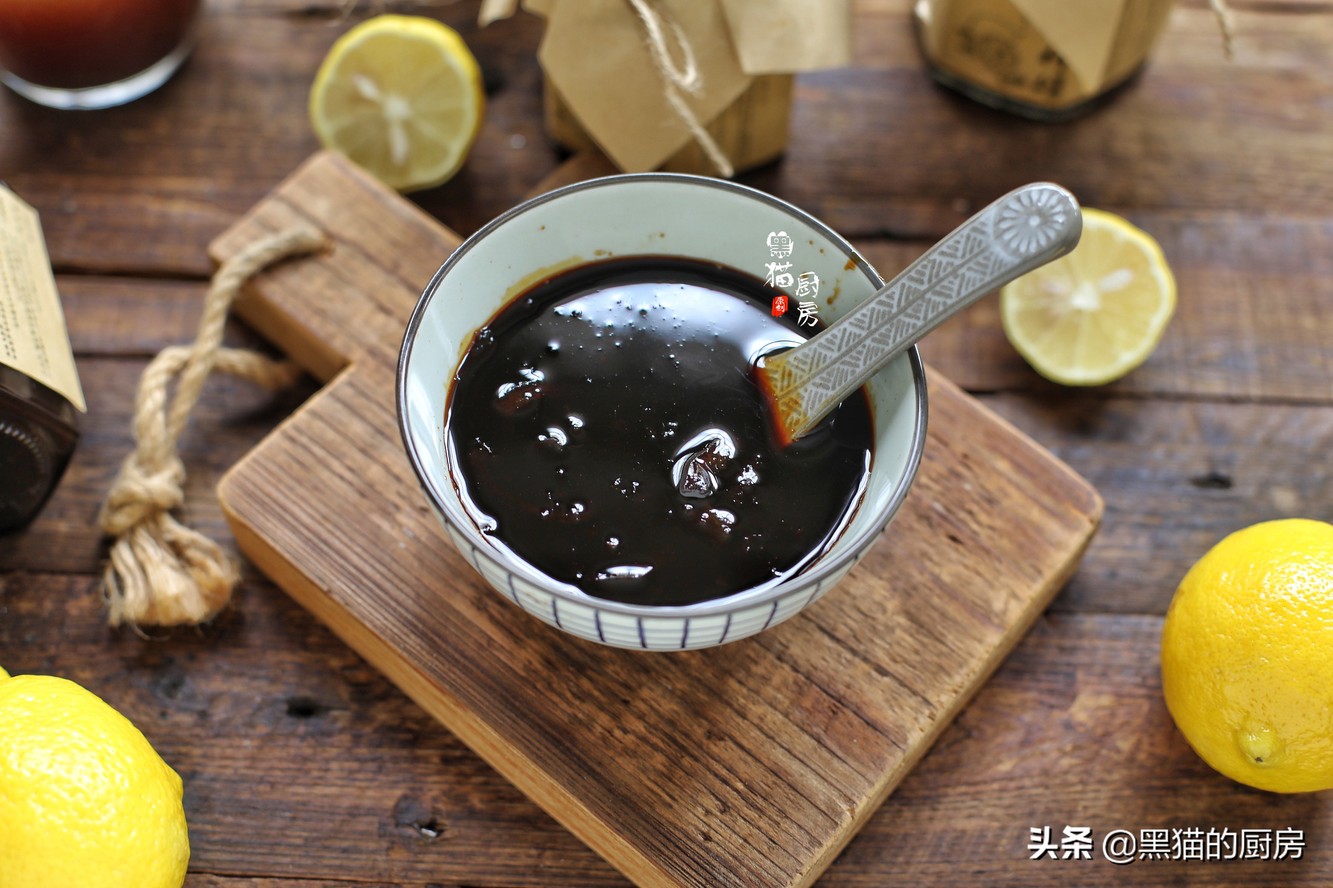 每到冬天，水果人1，我一就是5斤，熬煮成膏嗓回甘