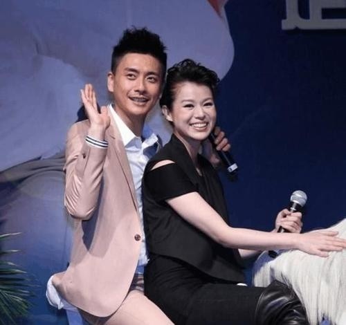 Hu Xing 3 embryoes are gotten child, gave birth to 3 sons to help force husband cause! Huang Zongze has not married