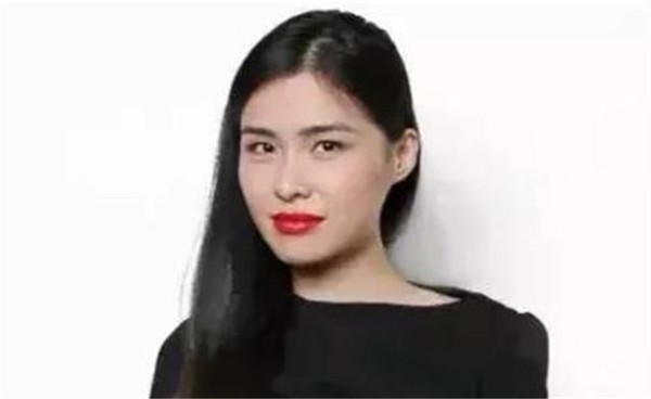 广东女孩李然：出国留学邂逅比利时王子，成为欧洲首位中国王妃