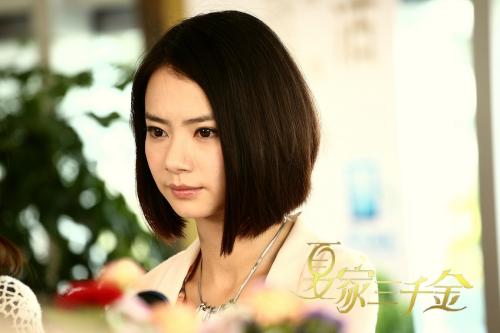 单亲家庭长大，出道14年，爱情事业双丰收｜戚薇