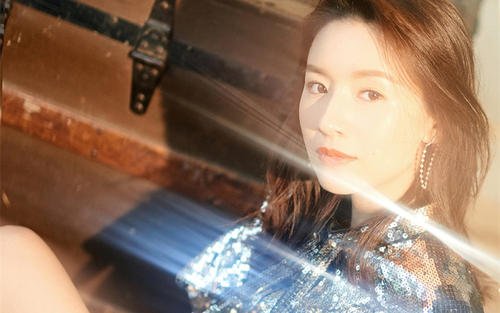 40岁的董洁为何离婚后嫁不出去？看完她的经历，