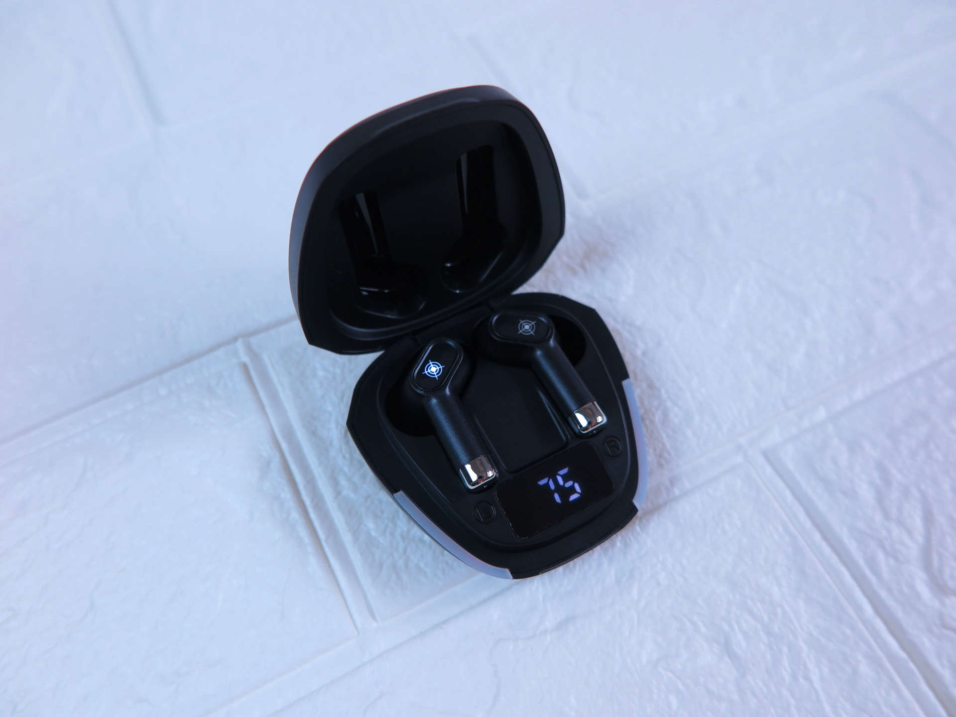 延迟极低，游戏很爽，西圣真无线蓝牙游戏耳机体验