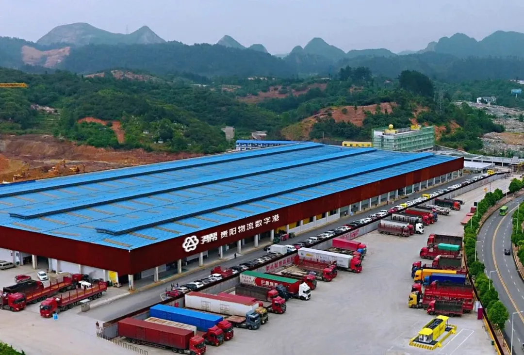 280万货车司机，拱起一个200亿美金的满帮