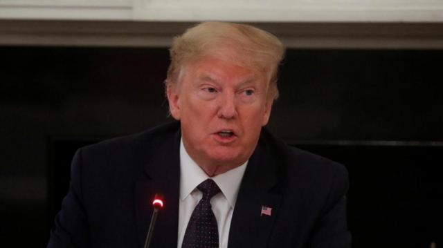 特朗普遇上大事了！不知不觉间，美国黑人这次变得步调异常一致