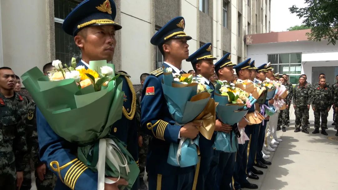 Ͼе<a href=http://www.cngansu.cn/news/ target=_blank class=infotextkey></a>侯Ͻܵ