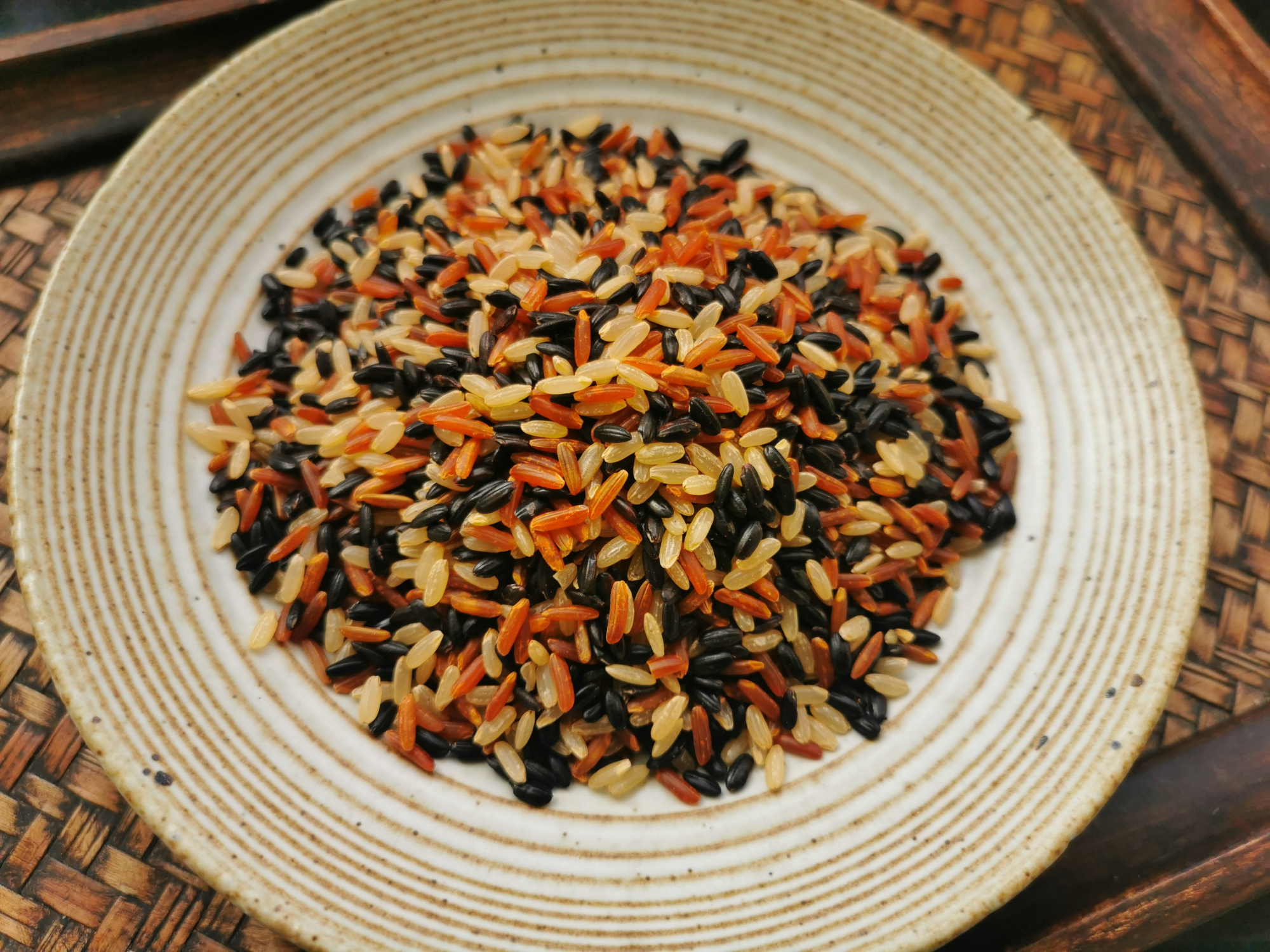 黑米、紫米、血糯米傻傻分不清，哪種口感更軟糯？ 哪種熱量更低？