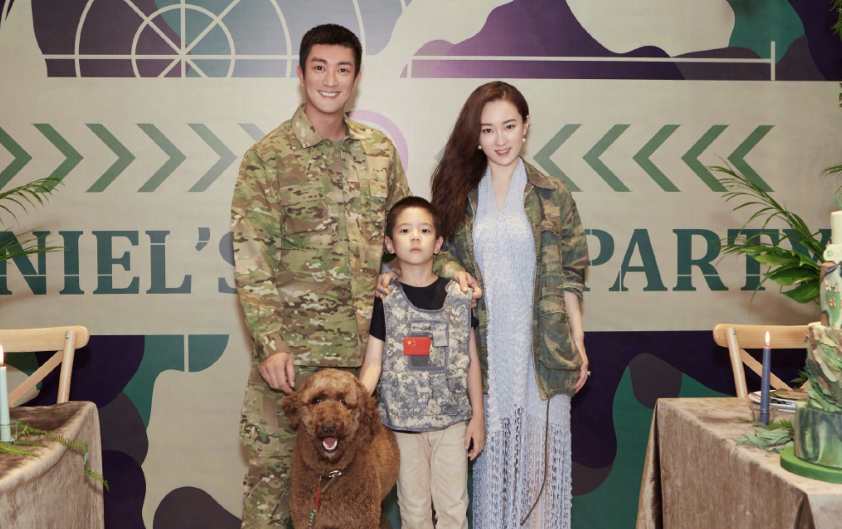 霍思燕晒照为7岁嗯哼庆生，一家三口亲吻、许愿，画面温馨