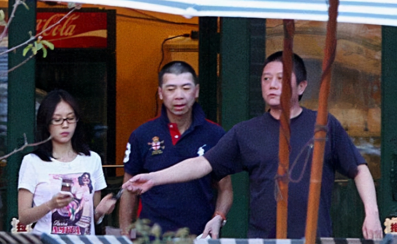 王子文回应对贾乃亮余情未了，前女友真爱传闻，只是想多了
