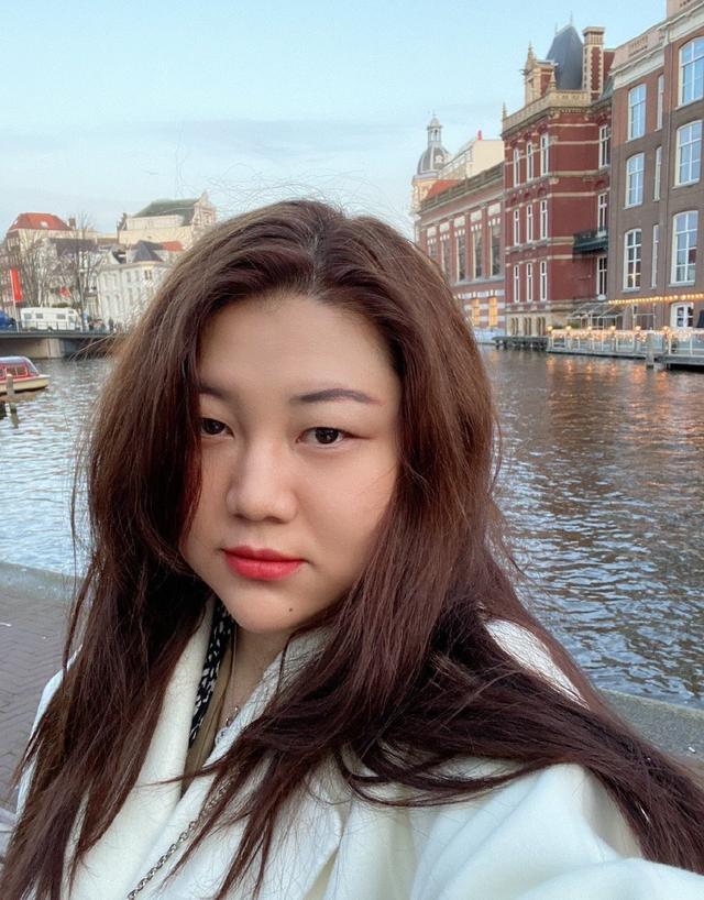佩服！《青春有你2》杨天真揭秘真实李现，一夜爆红后不着急变现