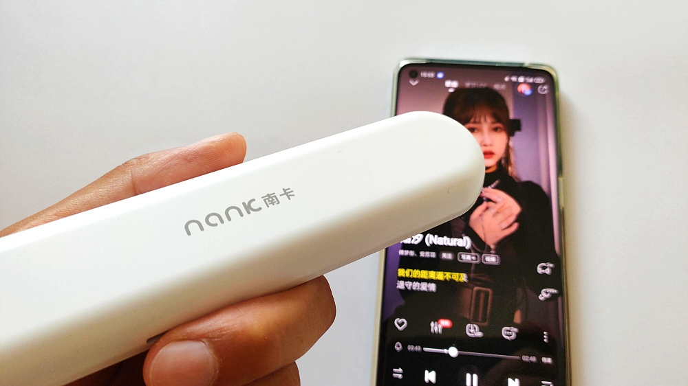 黑科技加持 让睡眠变得更好：枕头下的南卡枕中宝