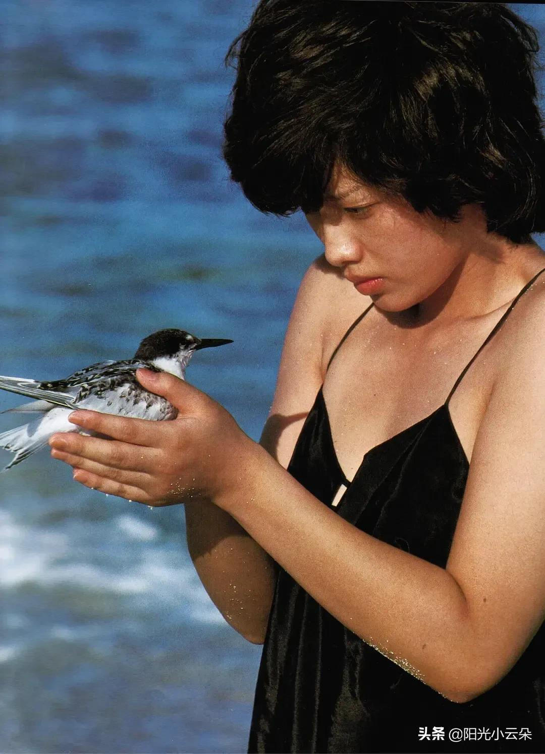 山口百惠 選秀出道的女神 現在已然是臃腫大媽 一個時代的榮光 陽光小云朵 Mdeditor 山口百惠 選秀出道的女神 現在已然是臃腫大媽 一個時代的榮光 陽光小云朵 Mdeditor
