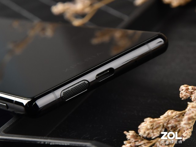 还是索尼黑科技有魅力，索尼Xperia 5全面评测