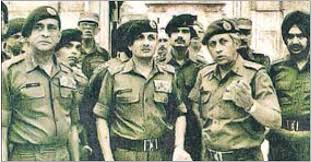 异教徒的旧仇：印度总理身中33枪身亡，印军中将