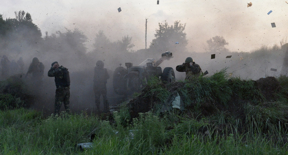 战火突然在俄边境点燃，俄精锐旅雇佣兵阵地遭